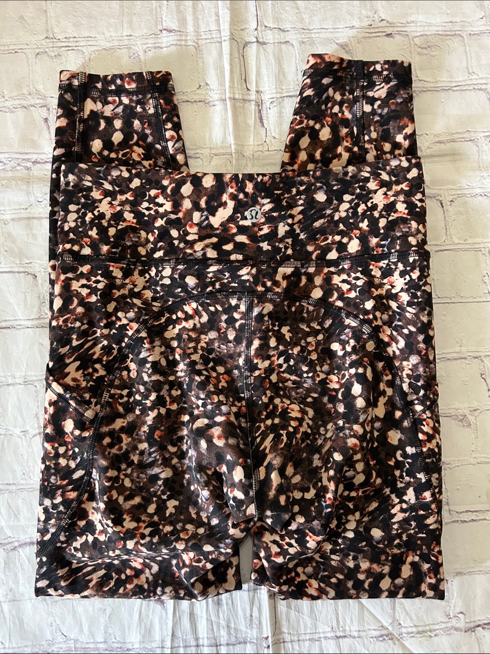 Lululemon Invigorate High-Rise Pocket Tight 25" Motion Flux Multi Size 6 Small - Picture 3 of 7